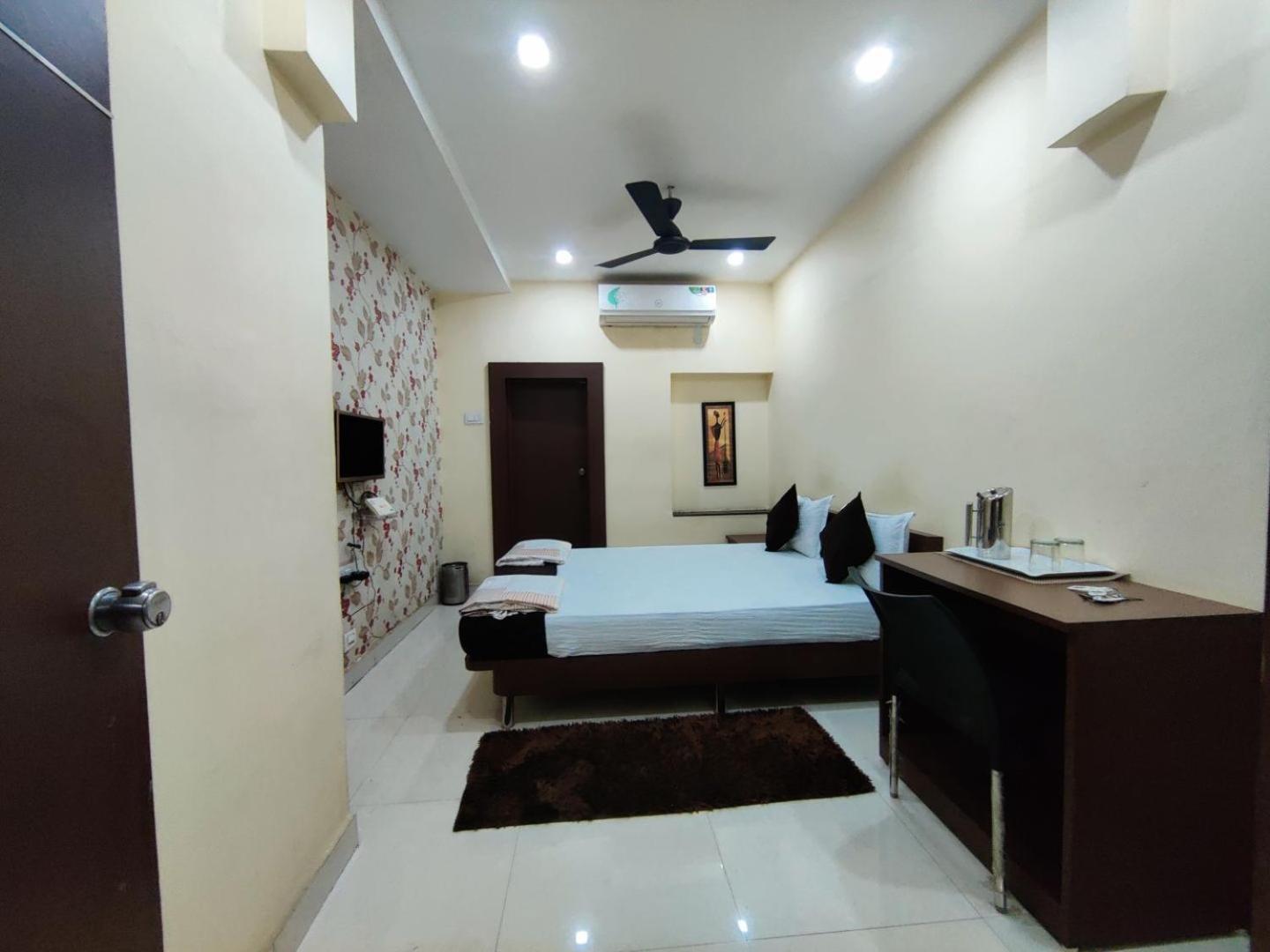 Gulmohar - By Mansi Service Apartment ナーグプル エクステリア 写真